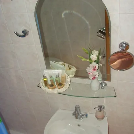 Monika Guest house