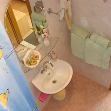 Monika Dubrovnik