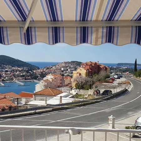 بيت ضيافة Monika