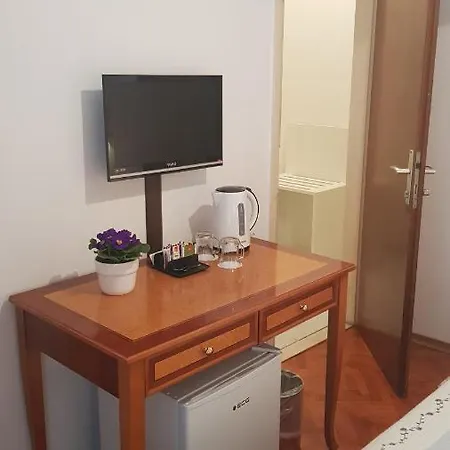 Monika بيت ضيافة