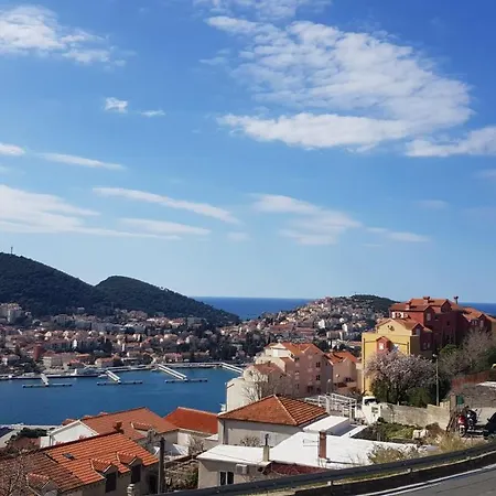 بيت ضيافة Monika 3*